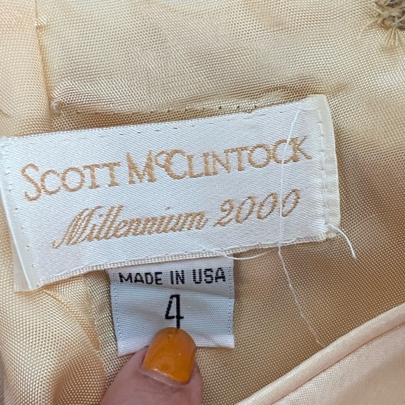 Scott Mc Clintock Y2K Millennial 2000's Chiffon Gown Size 4 Irisdecent Yellow US - Picture 7 of 8
